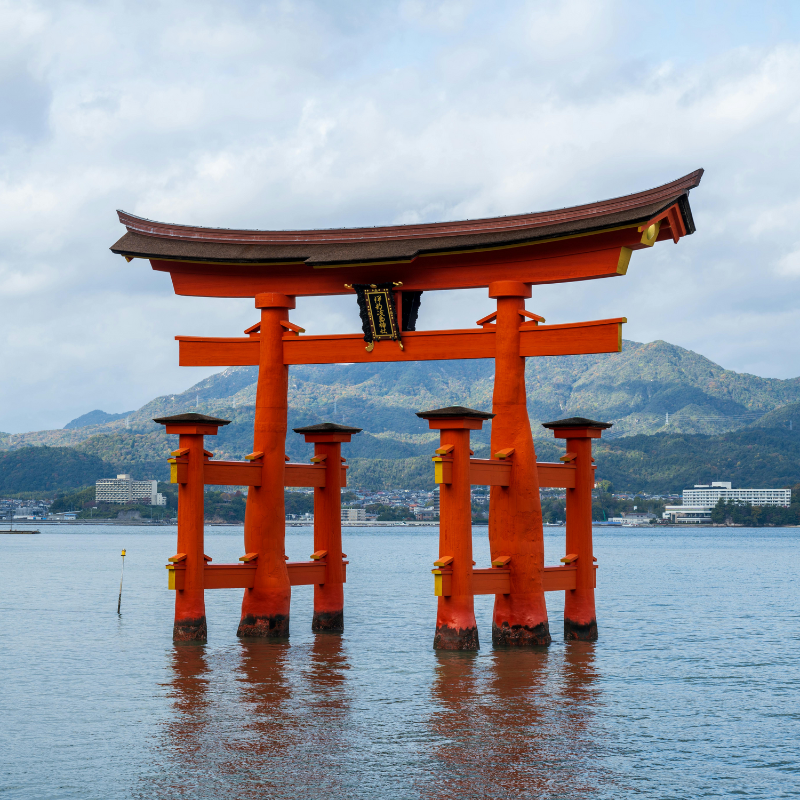 Itsukushima 800X800